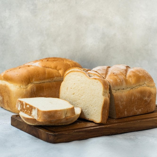 Jones the Grocer Jones the Grocer White Farmhouse Loaf 700g 